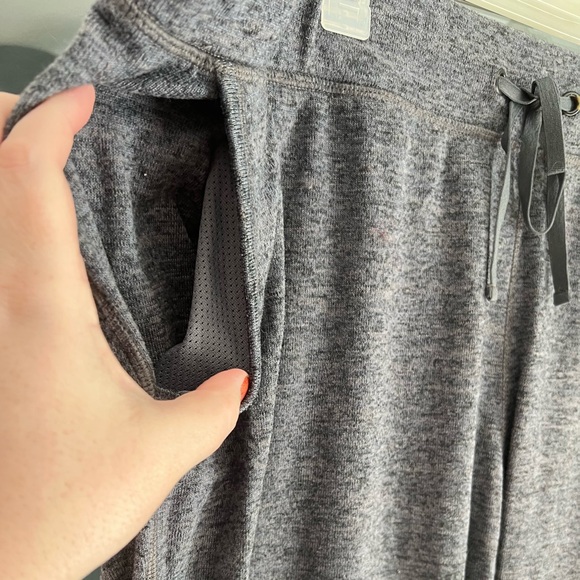 Gray joggers ￼ - Picture 2 of 10